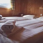 Ein Ort Fuer Drei Tatil Evi