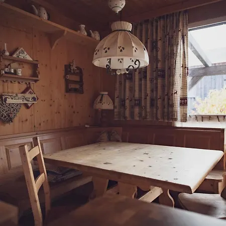 Ein Ort Fuer Drei Tatil Evi Hohentauern